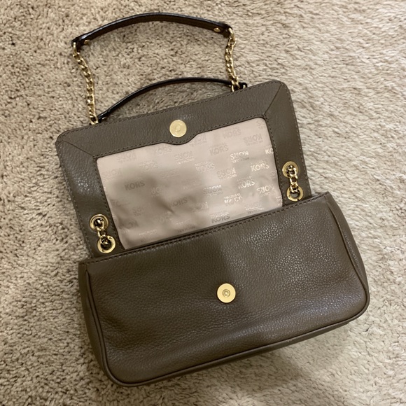 Michael Kors Leather Top Flap Shoulder Bag - Picture 4 of 8